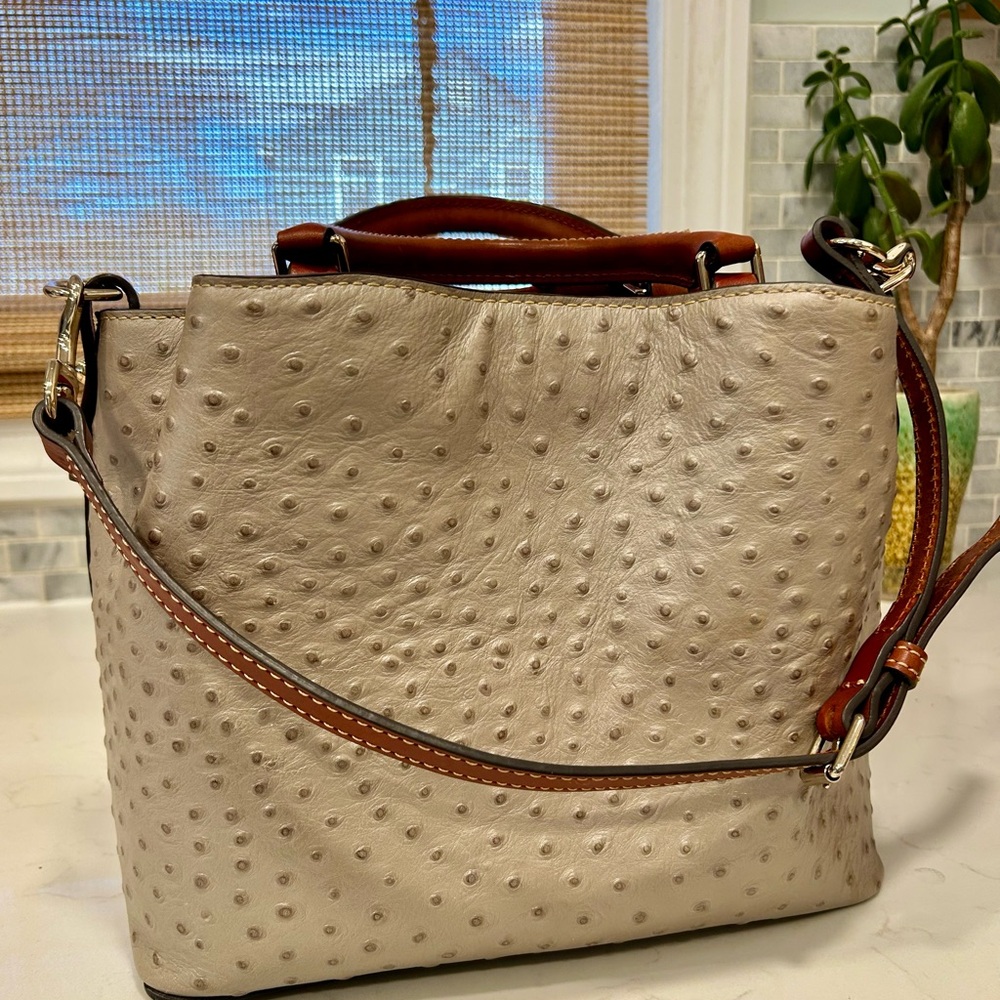 Dooney & Bourke Ostrich-Embossed Leather Brenna Handbag Shoulder Bag - Picture 2 of 6